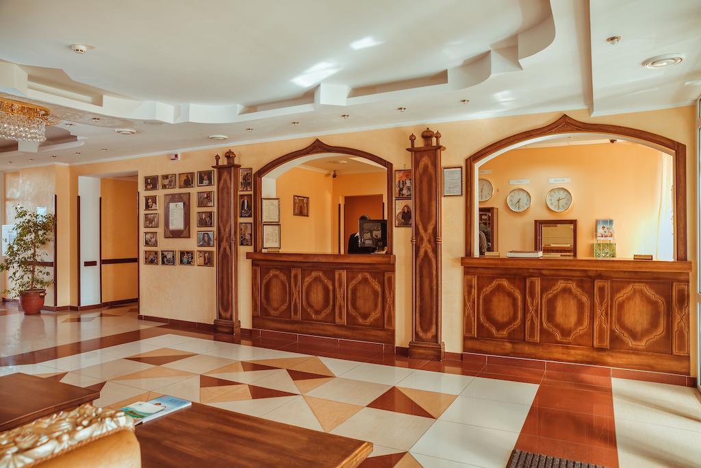Premier Hotel Shafran Sumy Exterior foto